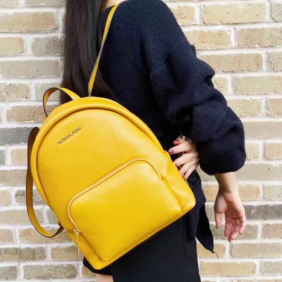 NWT Michael Kors Backpack & Wallet💞 - Picture 4 of 4